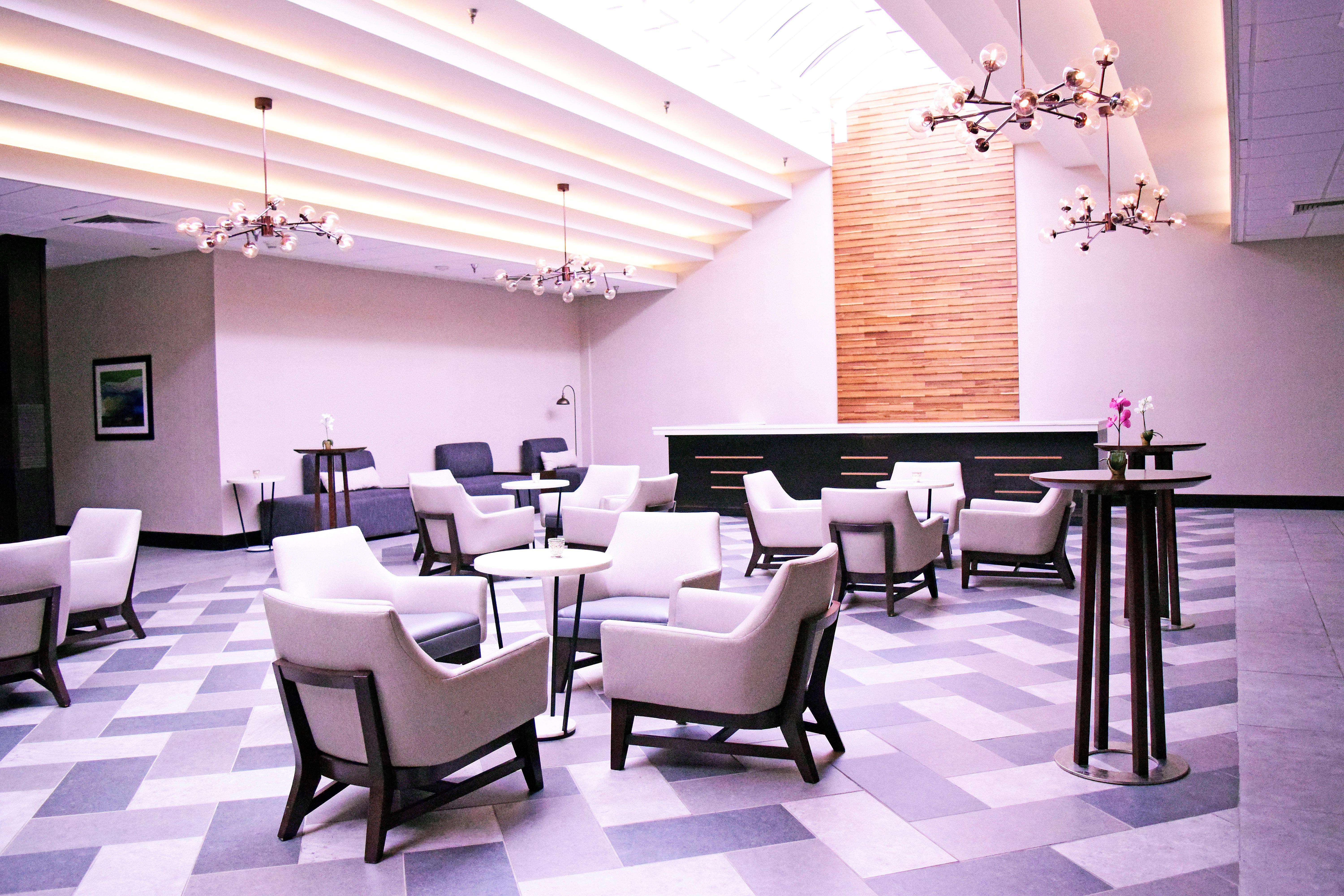 Holiday Inn Alexandria - Downtown By Ihg Exterior photo