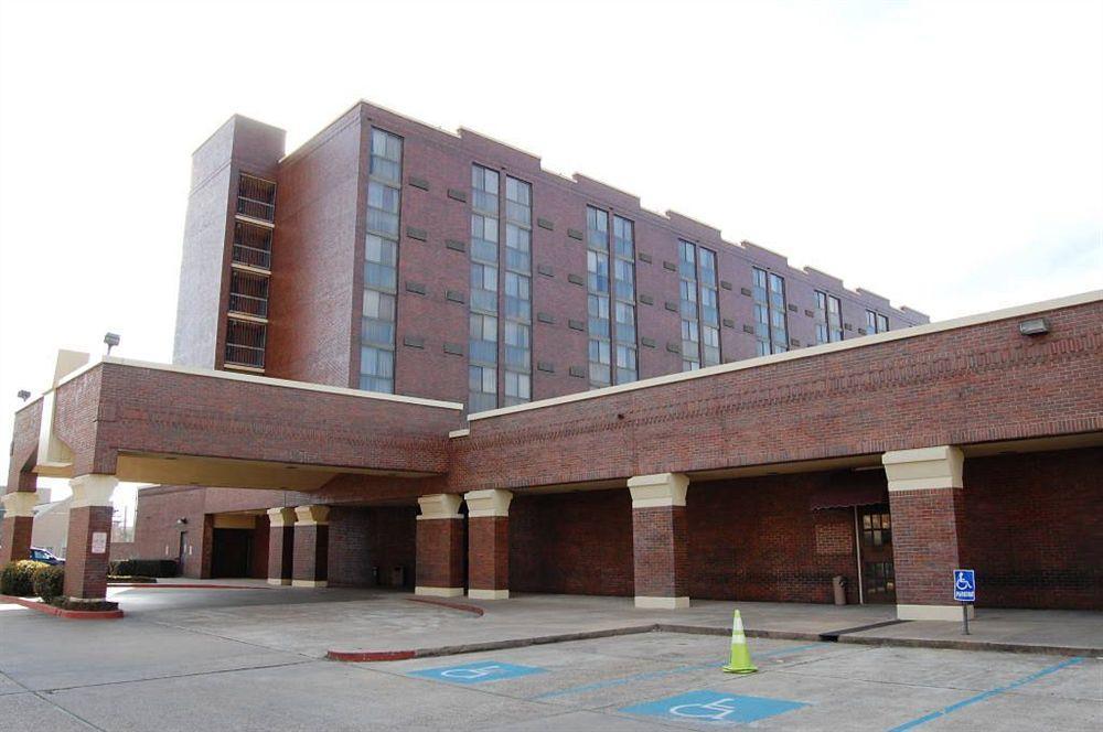 Holiday Inn Alexandria - Downtown By Ihg Exterior photo